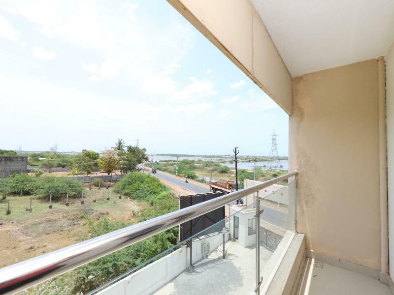 Oyo Flagship 14716 Omr Kelambakkam Otel Chennai Dış mekan fotoğraf